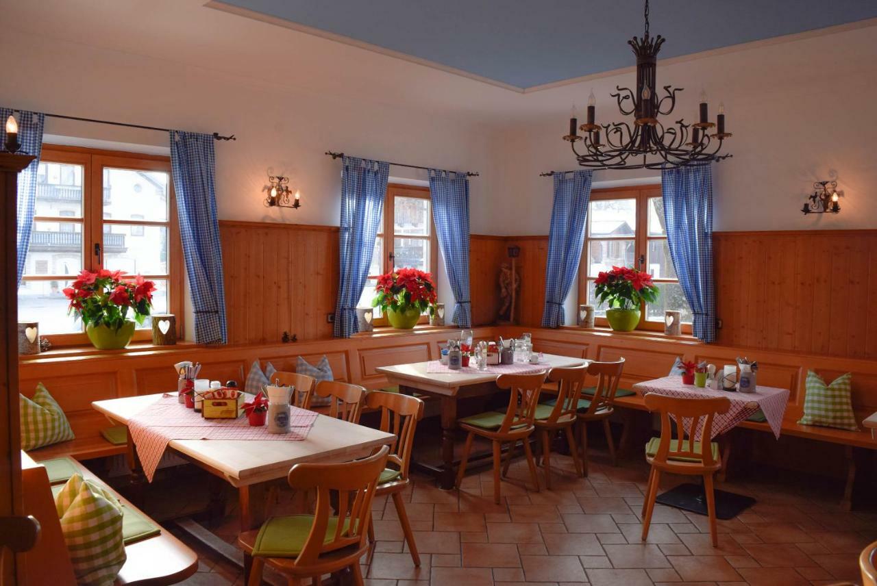 Landgasthaus Zum Altwirt Reichersbeuern Hotel Luaran gambar